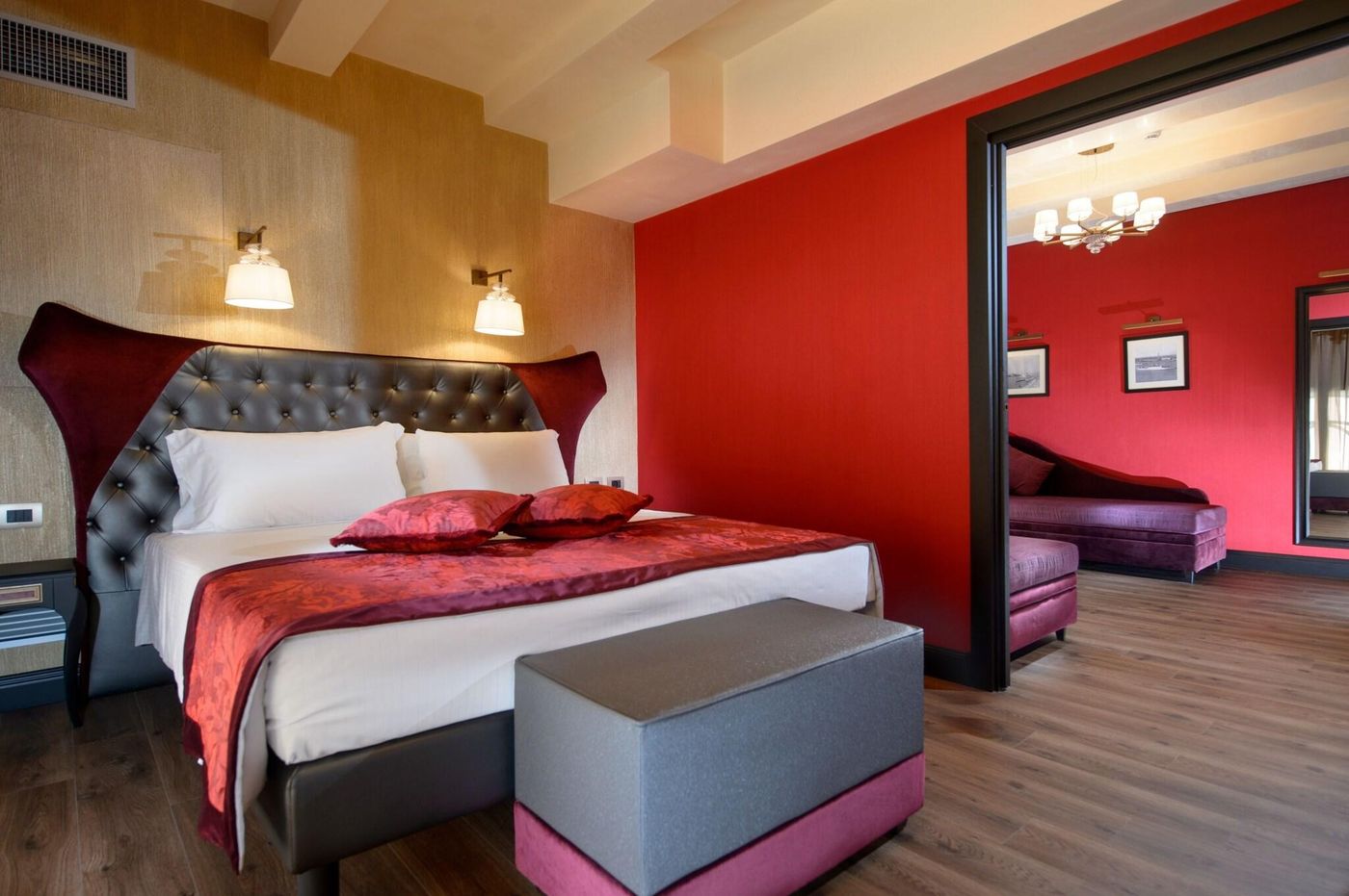 Palazzo-Veneziano-Room-30