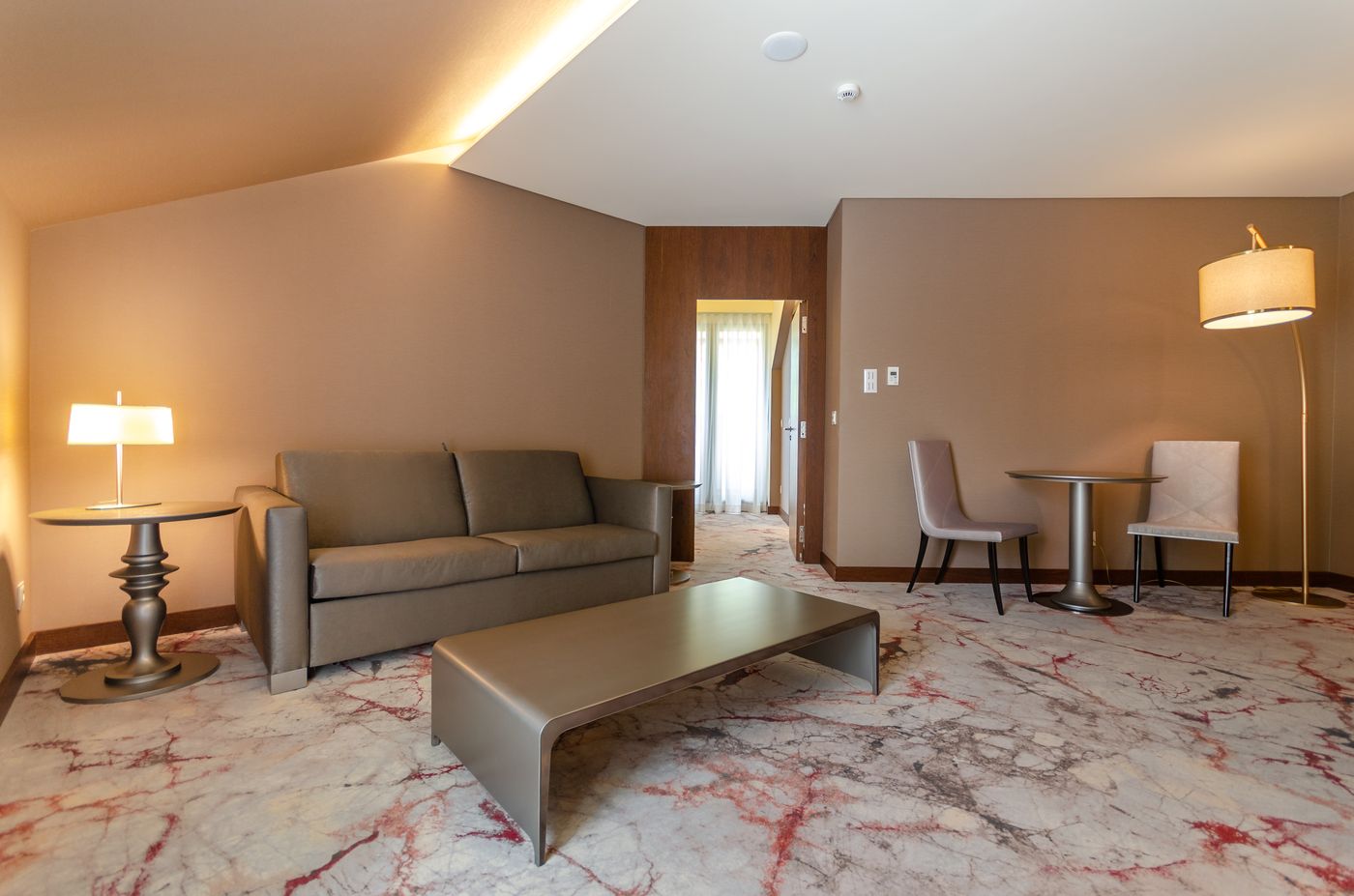 Turim-Boulevard-Room-5