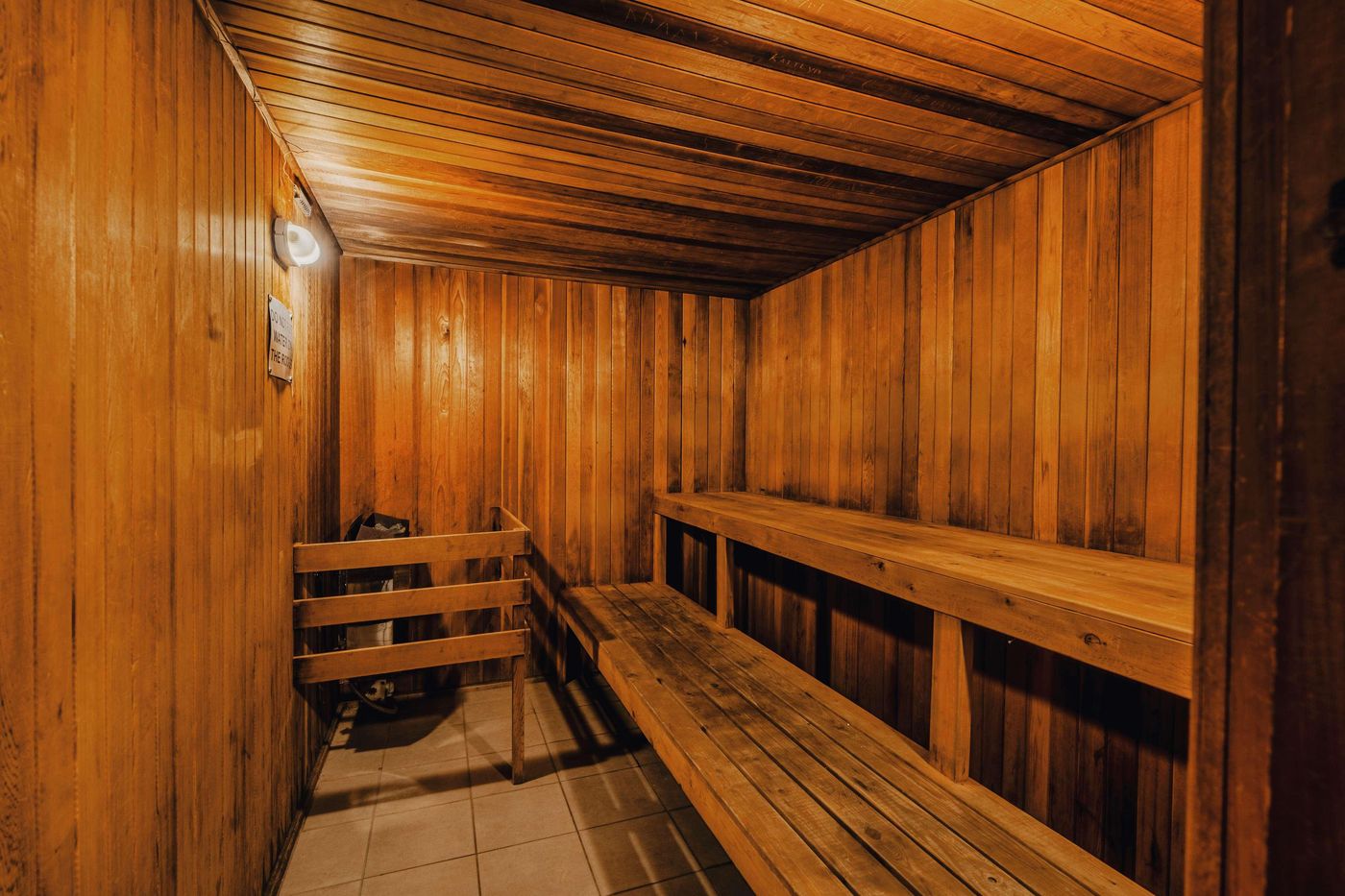 SureStay-Plus-Hotel-by-Best-Western-Coquitlam-Sports-and-Entertainment-59