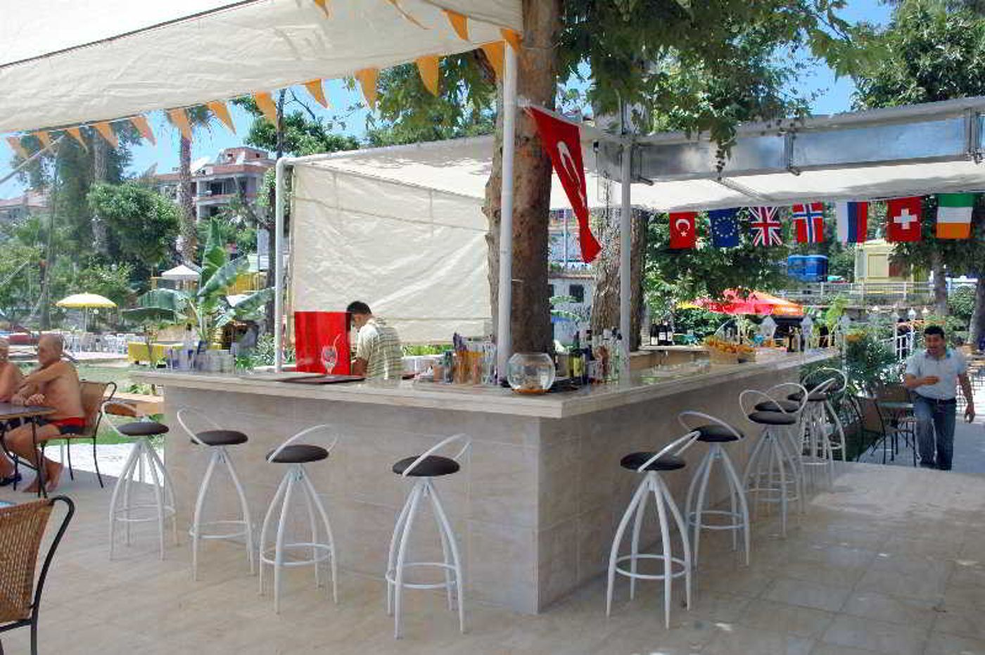 Best-Beach-Hotel-Bar-4