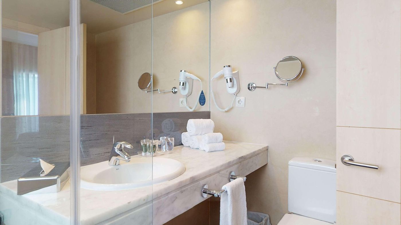 Paseo-del-Arte-Room-53