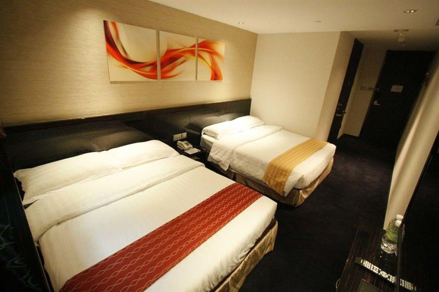 Noble-Park-Hotel-General-view-10