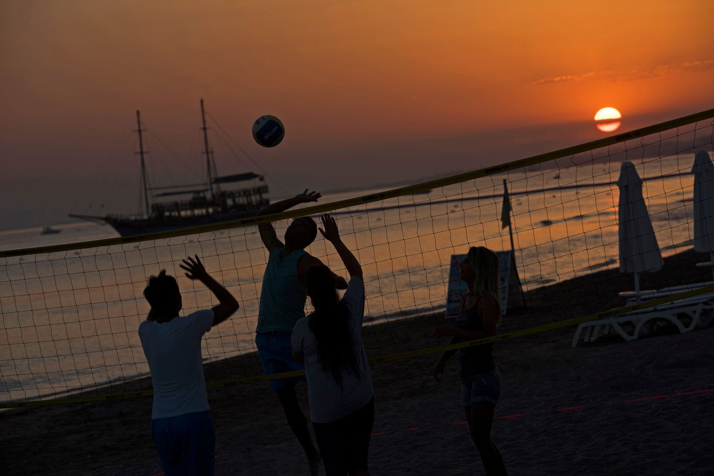 Acanthus-Cennet-Barut-Collection-Sports-and-Entertainment-71