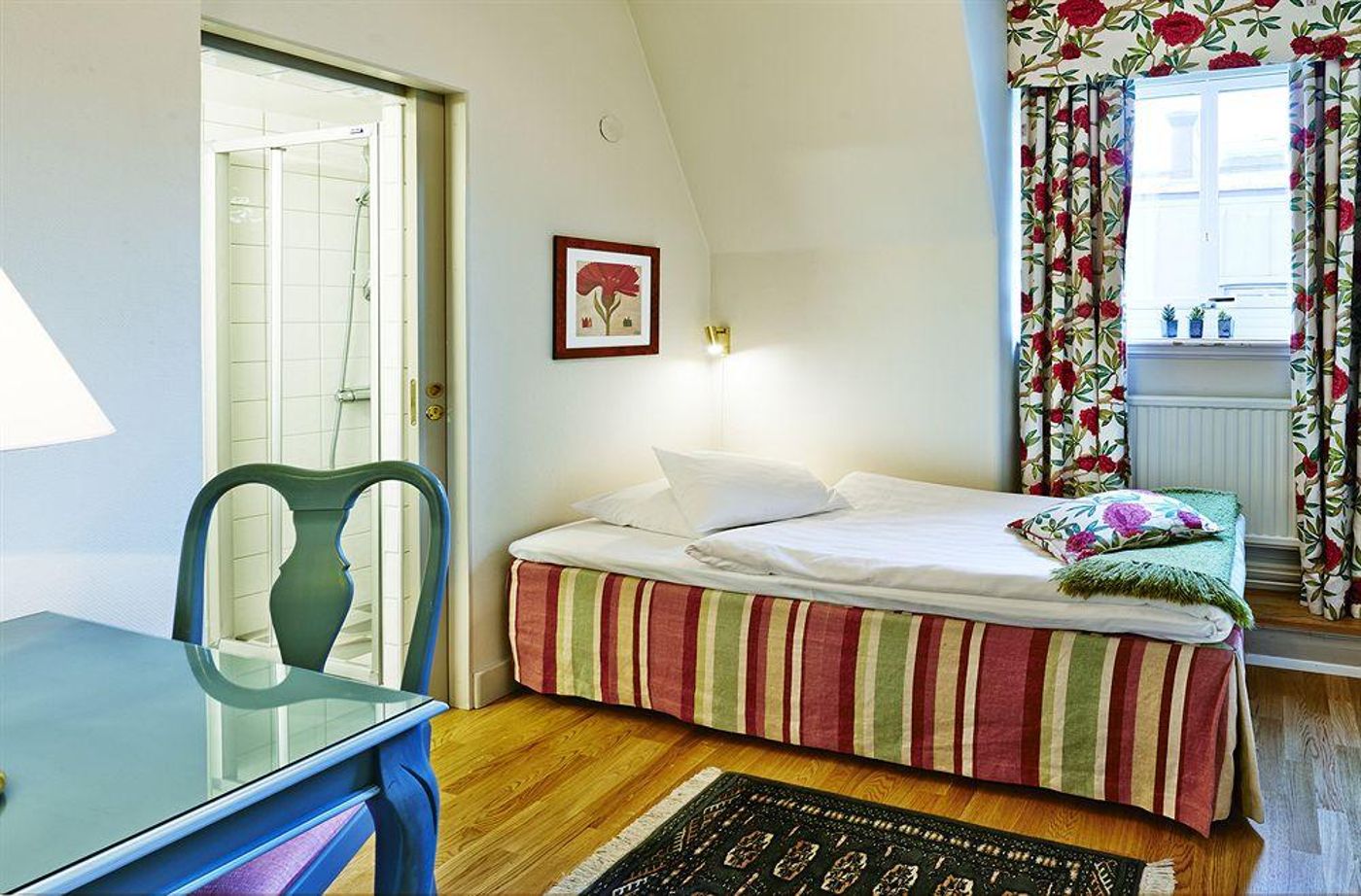 Royal-Sweden-Gothenburg-General view-8