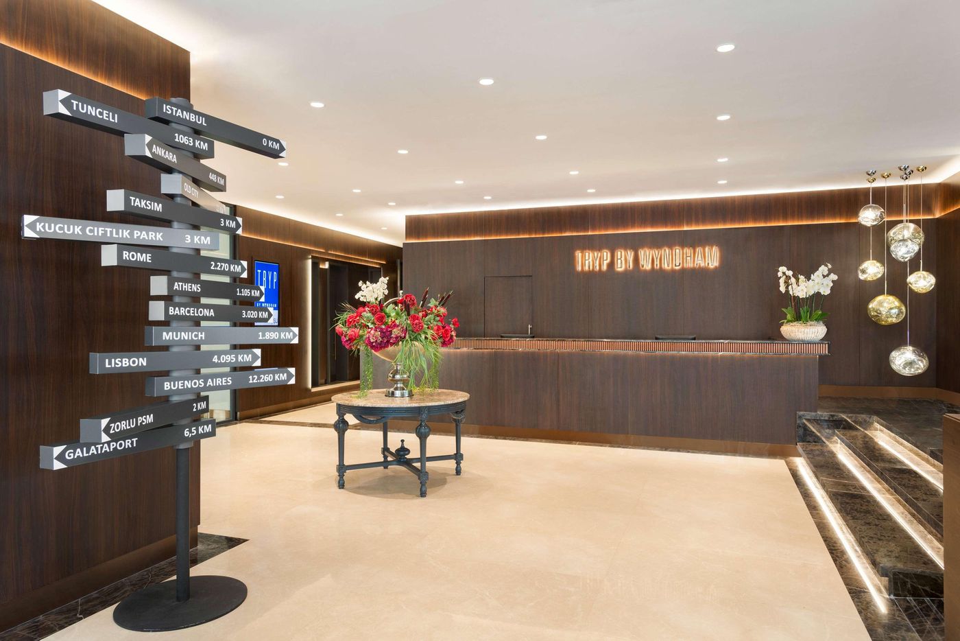 Tryp By Wyndham Istanbul Sisli Hotel-Turkey-Istanbul-Lobby-10