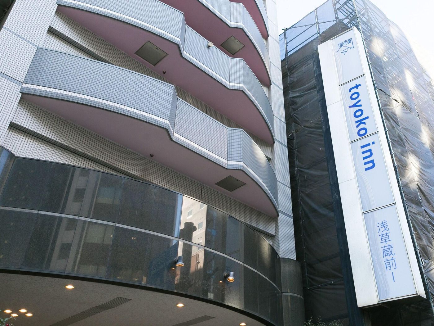 Toyoko Inn Tokyo Asakusa Kuramae Kaminarimon-Japan-Tokyo-General view-9