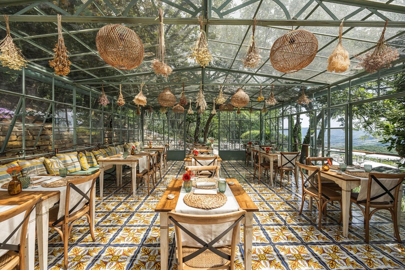 Il-Borgo-Di-Vescine-Restaurant-10