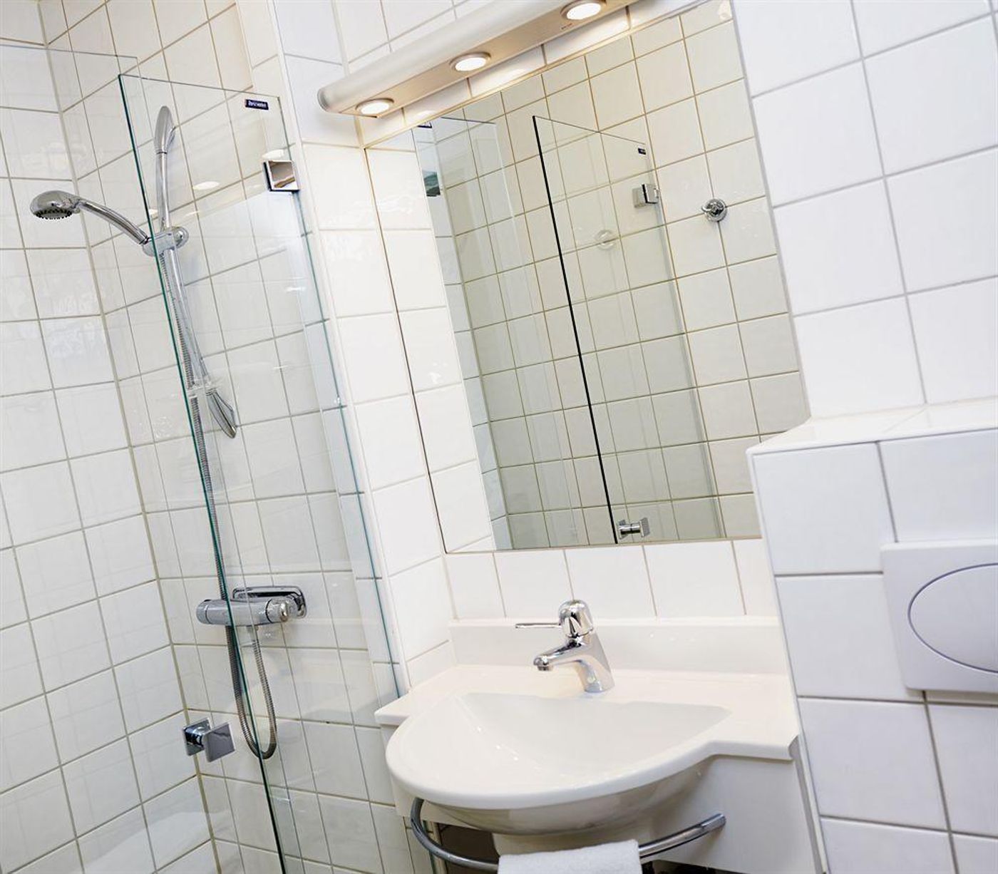 Royal-Sweden-Gothenburg-General view-3