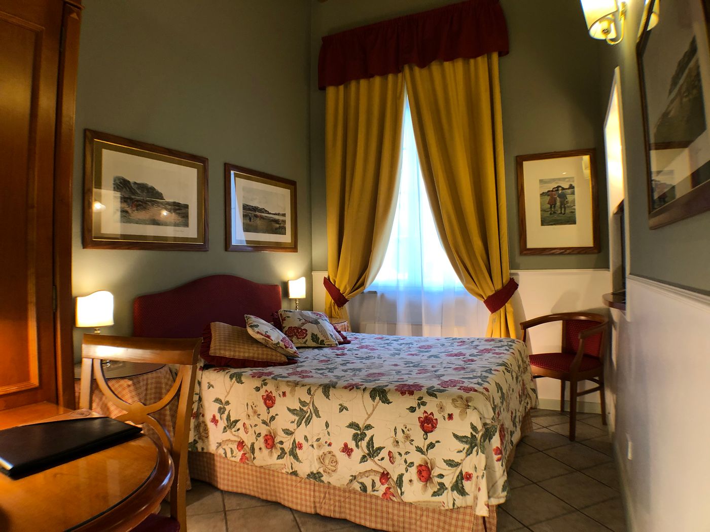 Rosary-Garden-Hotel-Room-23