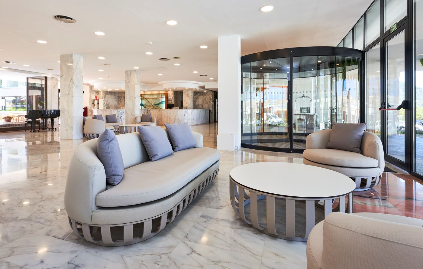 S'Entrador Playa Hotel and Spa