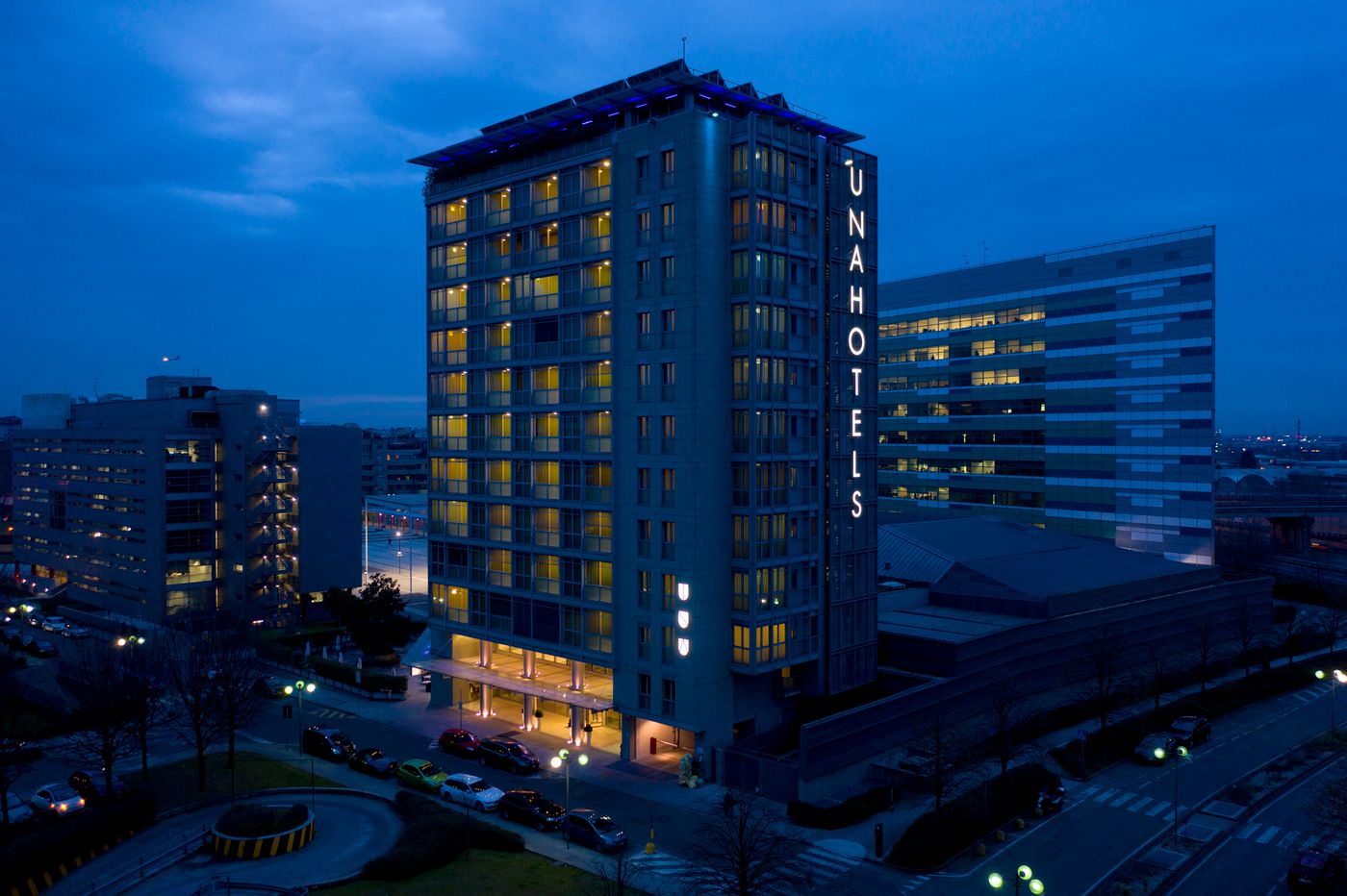 Unahotels-The-One-Milano-General-view-30