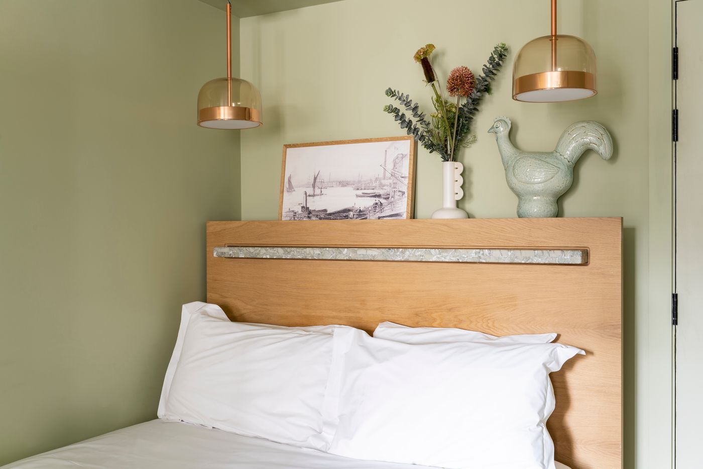 Locke at Broken Wharf, Millennium Bridge - United Kingdom - London - Room - 7