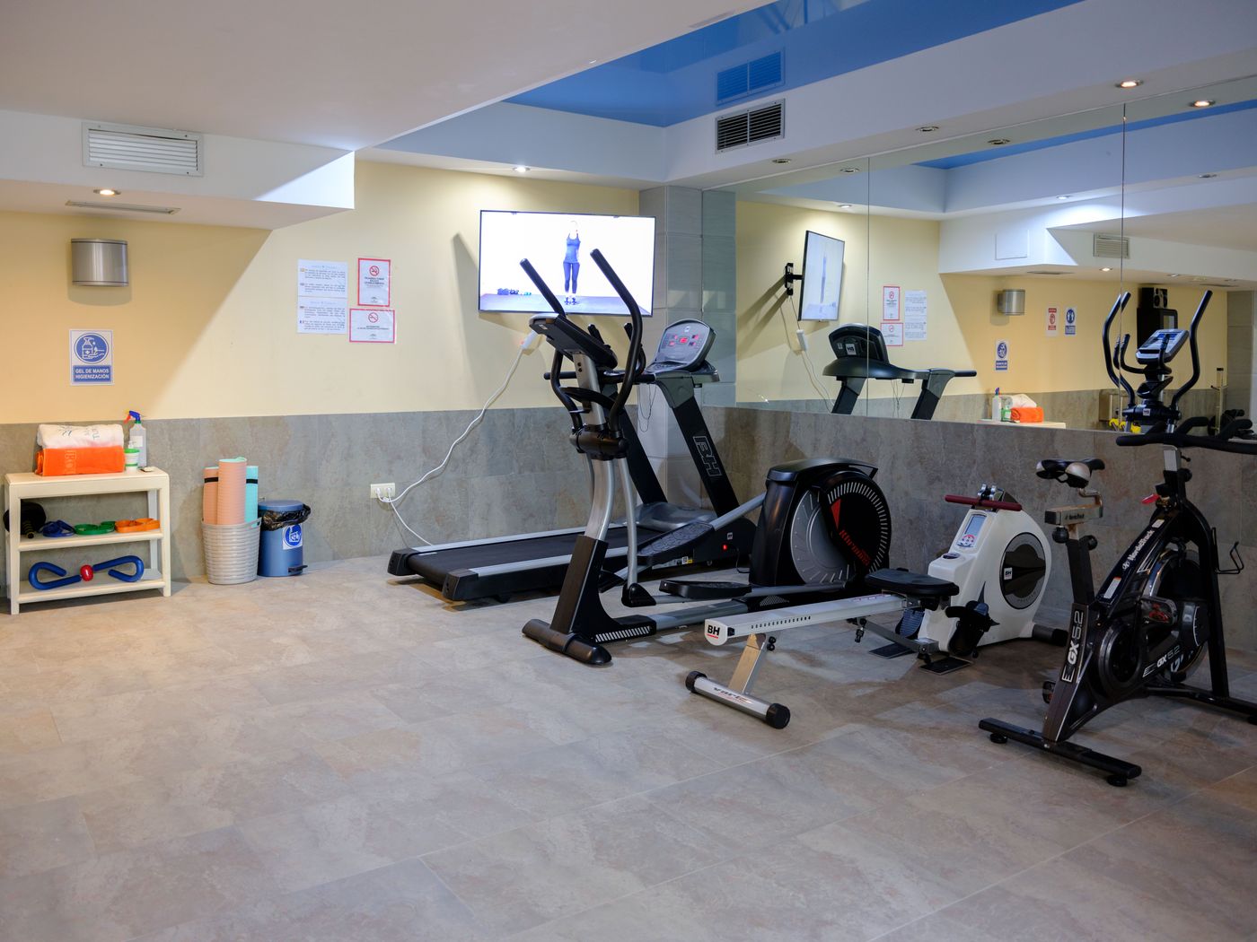 Marina-Turquesa-Sports-and-Entertainment-52