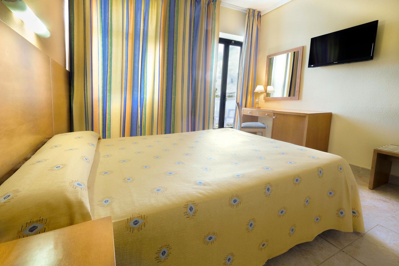 Azuline Hotel Bergantin