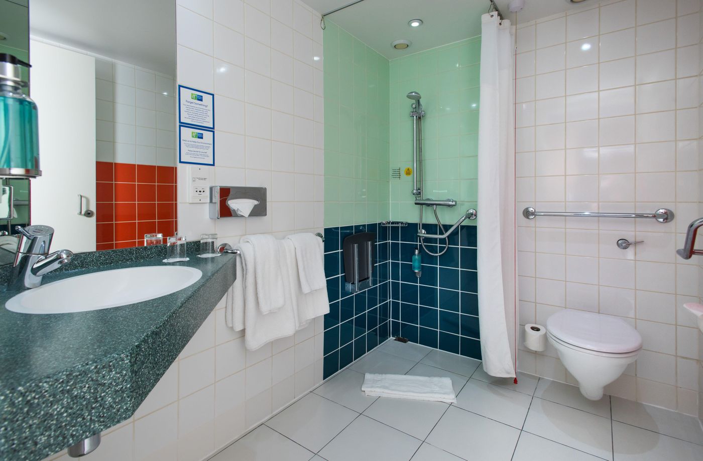 Holiday Inn Express London - Vauxhall Nine Elms - United Kingdom - LONDON - Room - 8