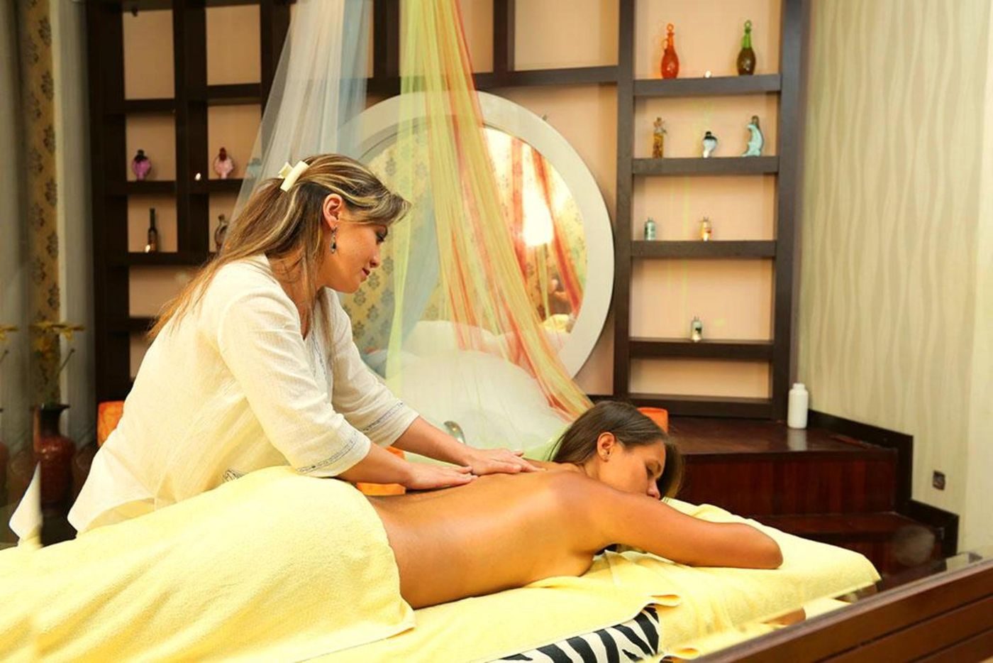 Selectum-Family-Comfort-Side-Sports-and-Entertainment-70