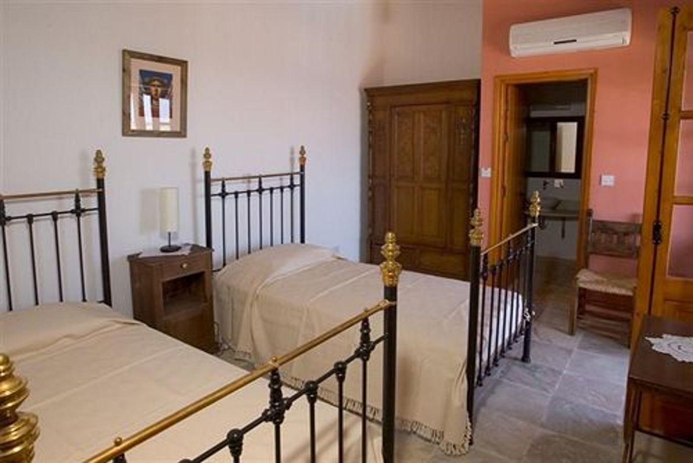 Filokypros Eveleos Country Houses