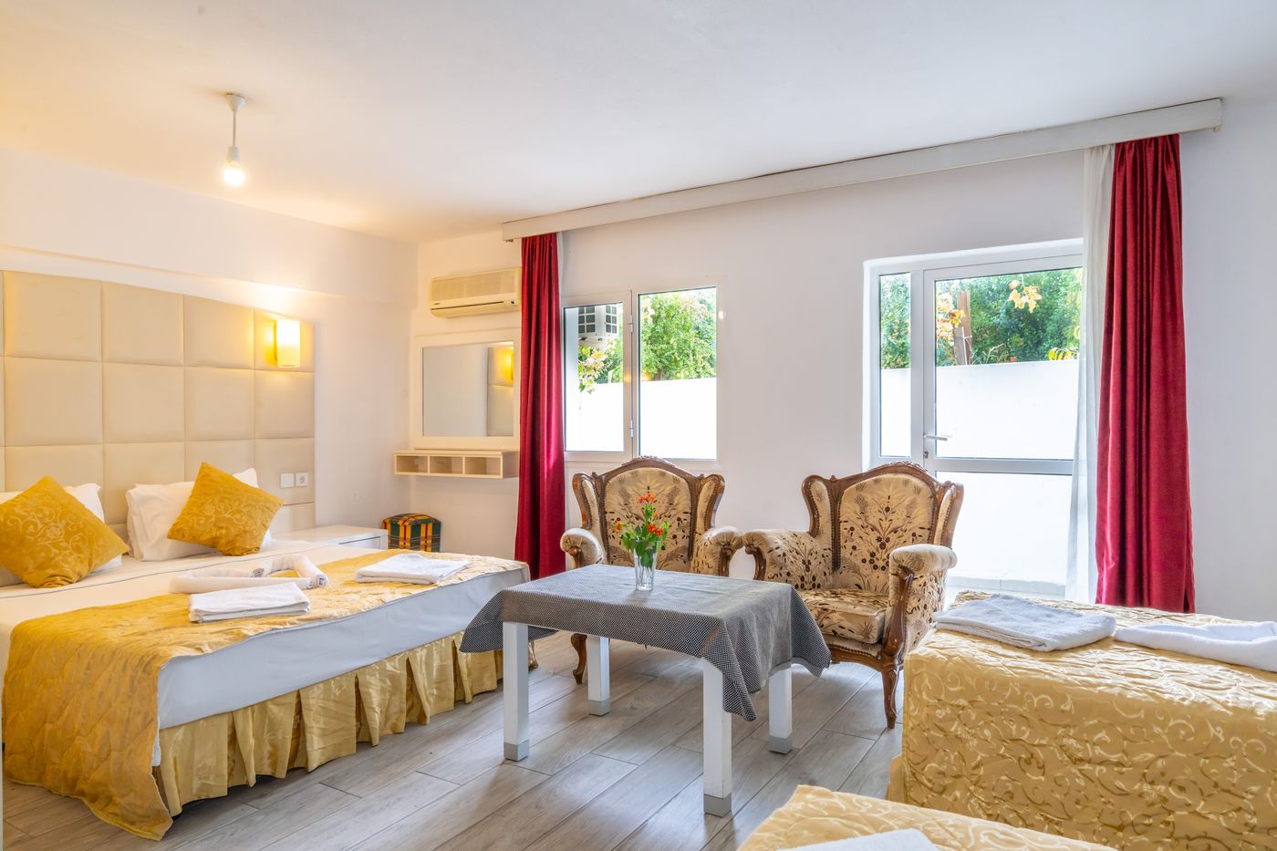 Grand-Villa-Sol-Apart-Room-28