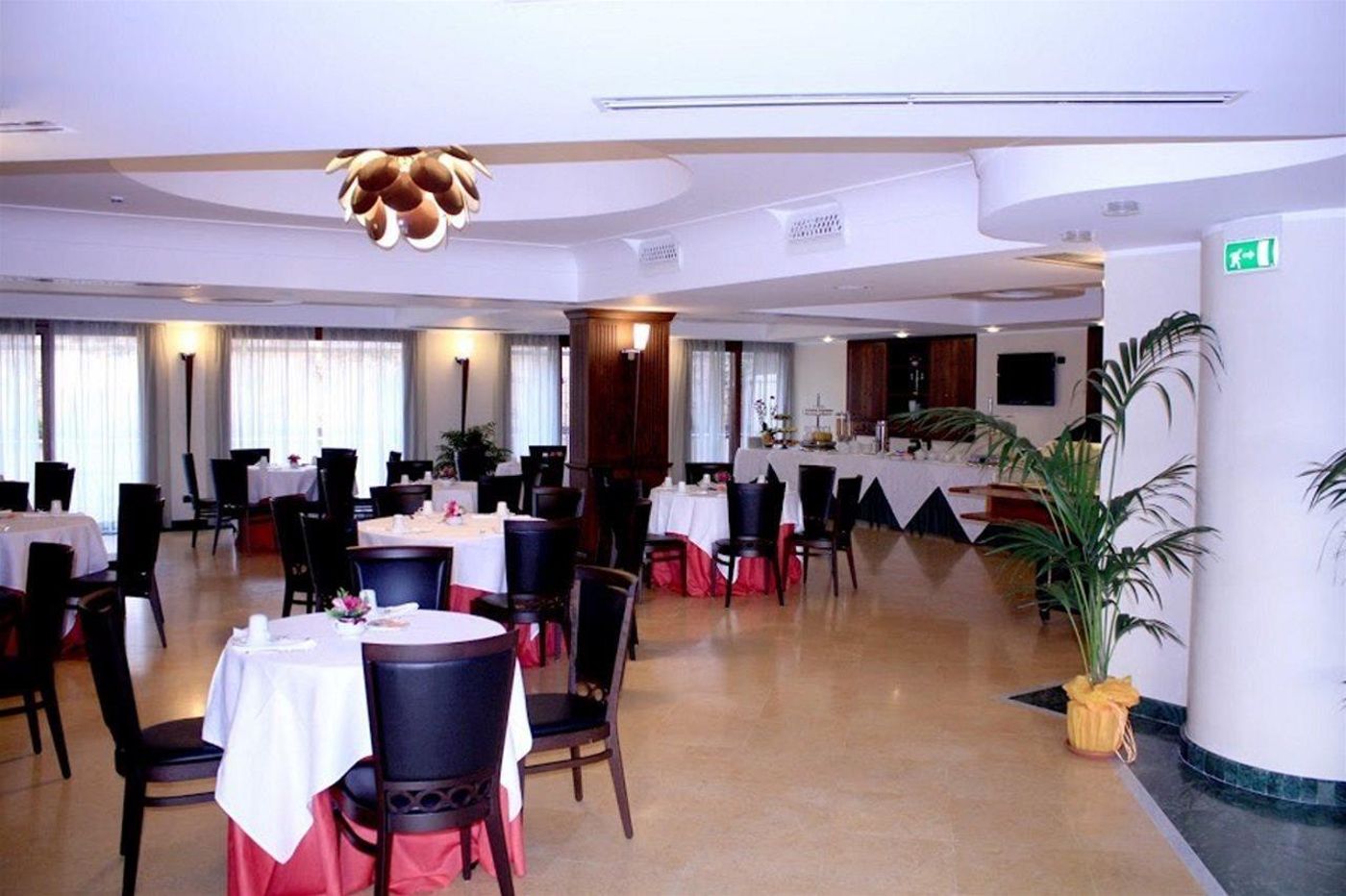 Artemis-Restaurant-33