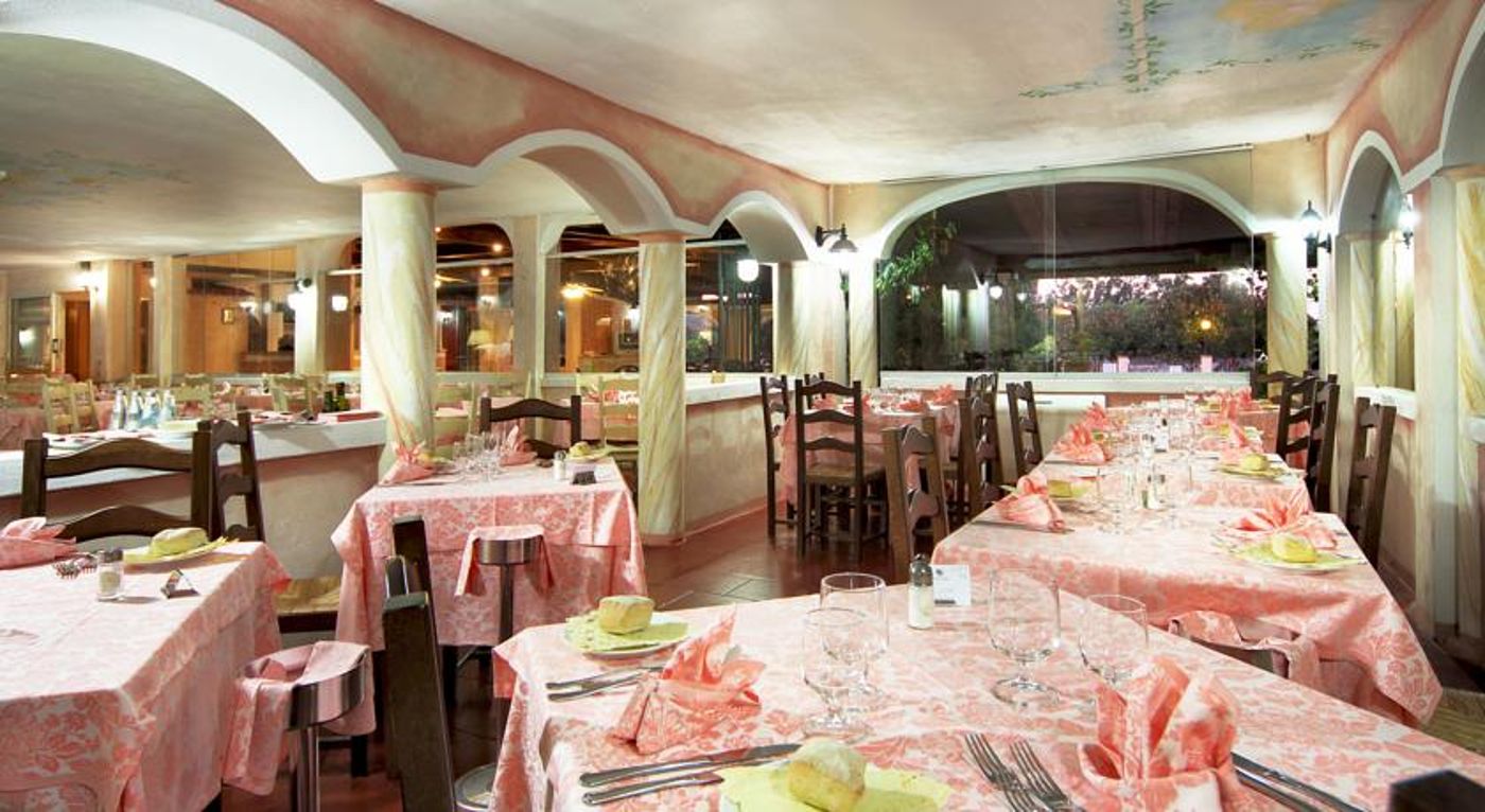 Colonna Beach Hotel & Residence