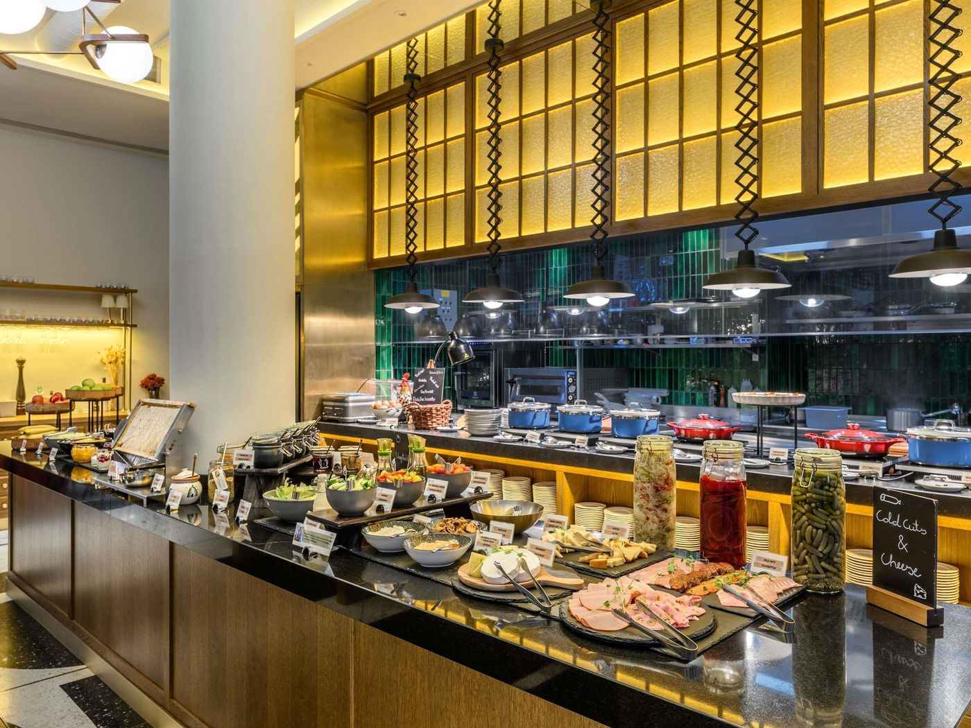 Pullman-Budapest-Restaurant-52