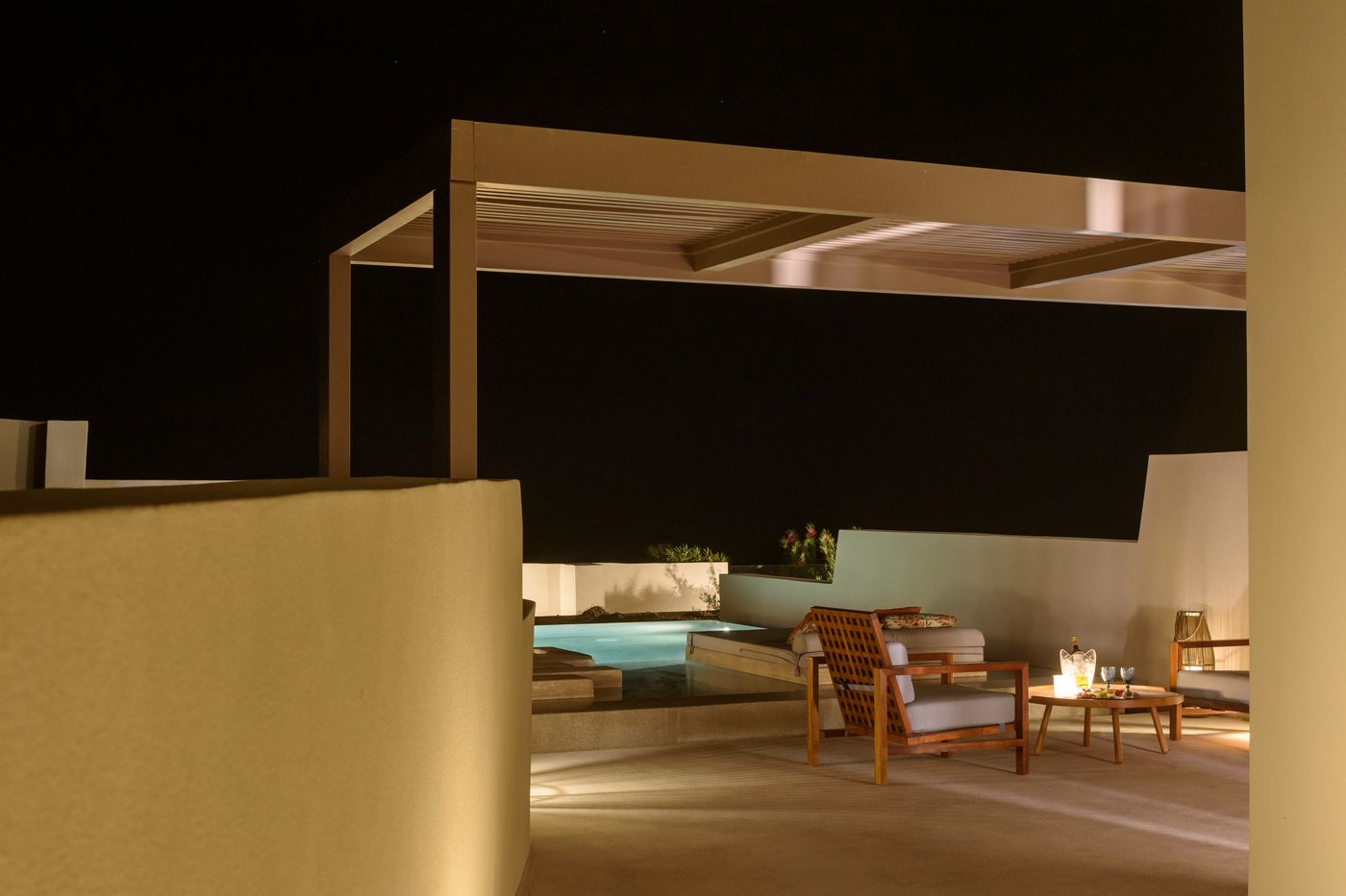 Potnia-Theron-Suites-Room-10