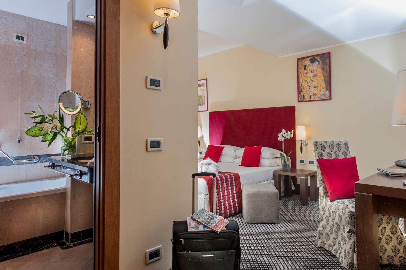 Cardinal-Hotel-St-Peter-Rome-Room-22