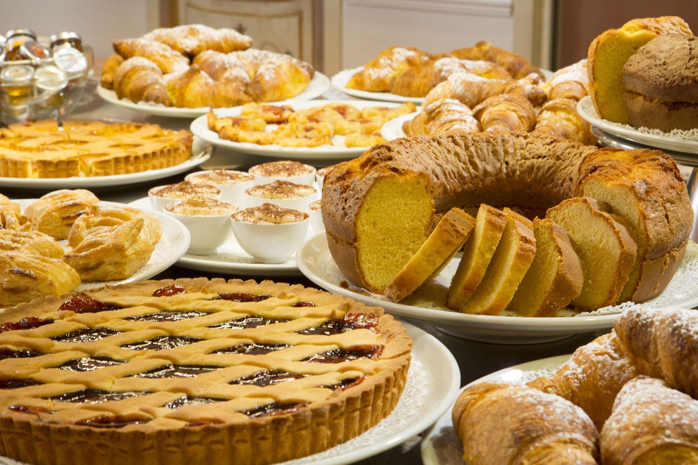 Golden-Tulip-Rome-Piram-Restaurant-56