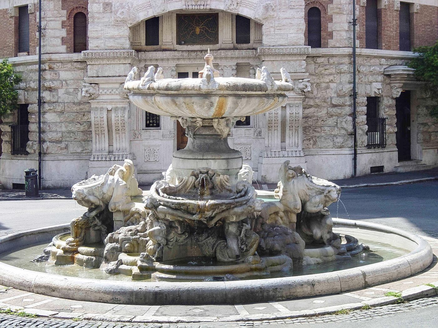 Mercure-Roma-Centro-Termini-Sports-and-Entertainment-63