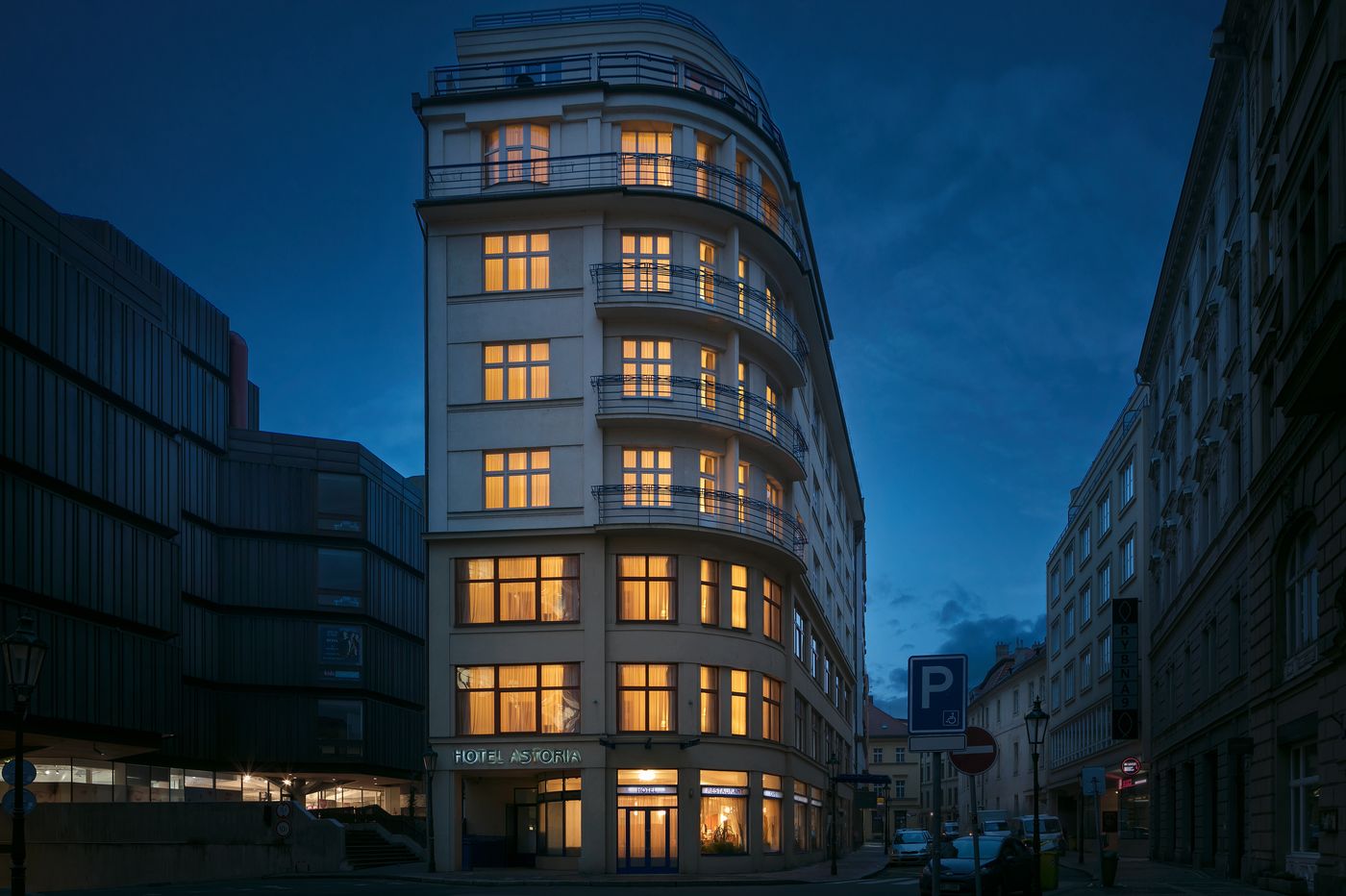 Astoria-Hotel-General-view-4