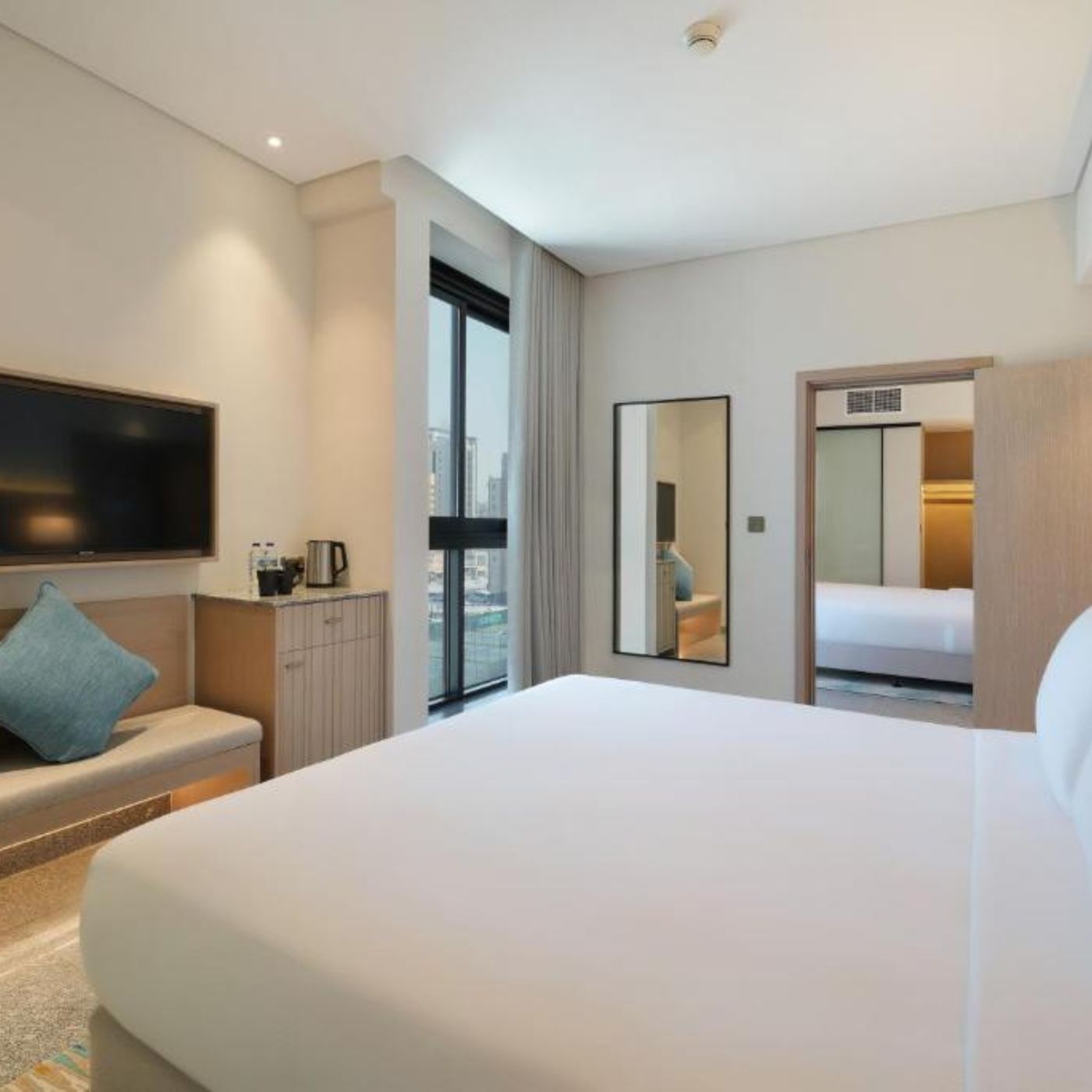 Arabian-Park-Dubai--An-Edge-By-Rotana-Hotel-Room-5