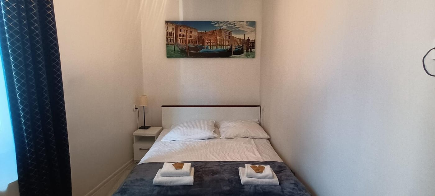 Cracow-Central-Aparthotel-Room-23