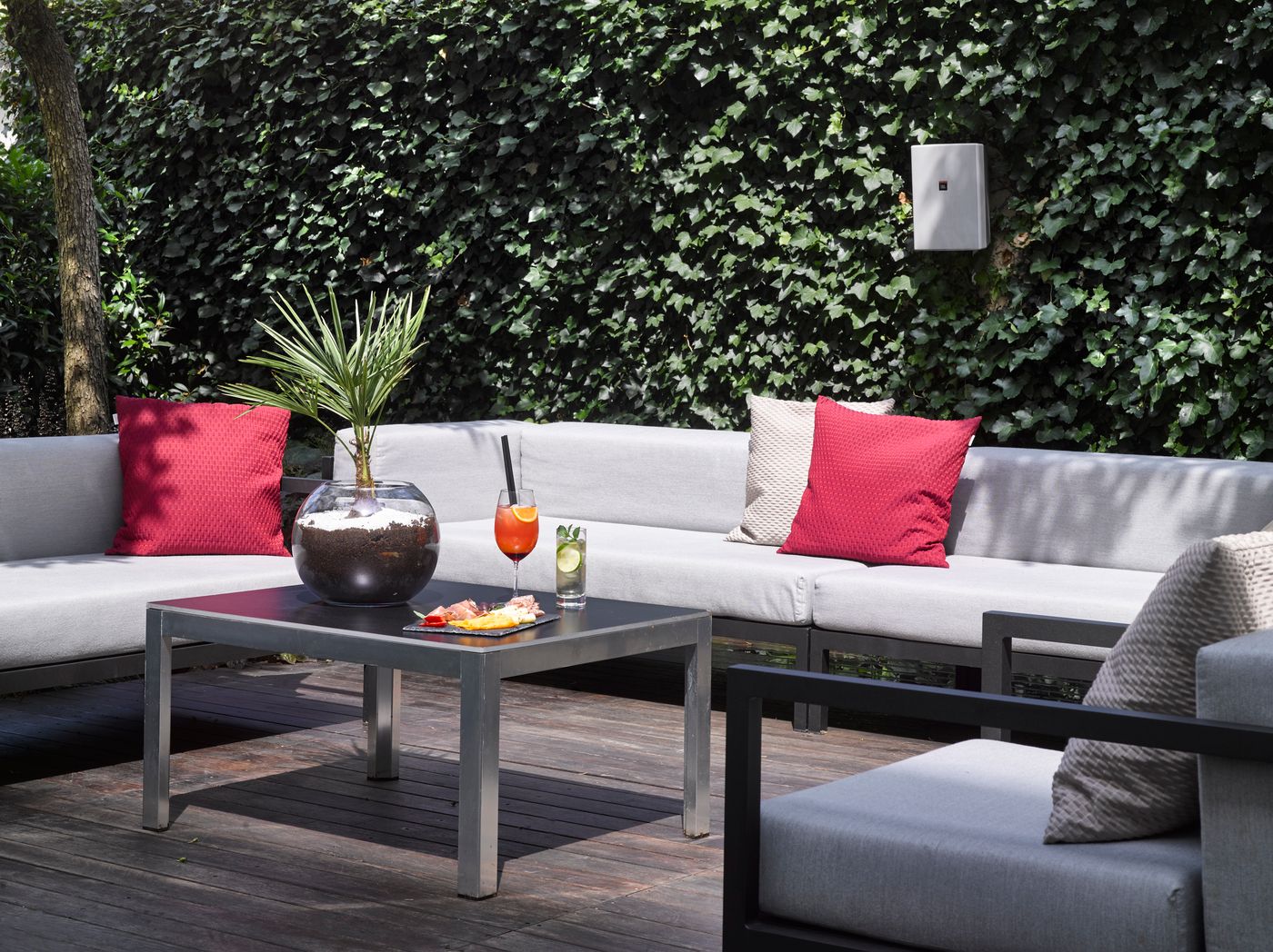 K-K-Hotel-am-Harras-Terrace-44