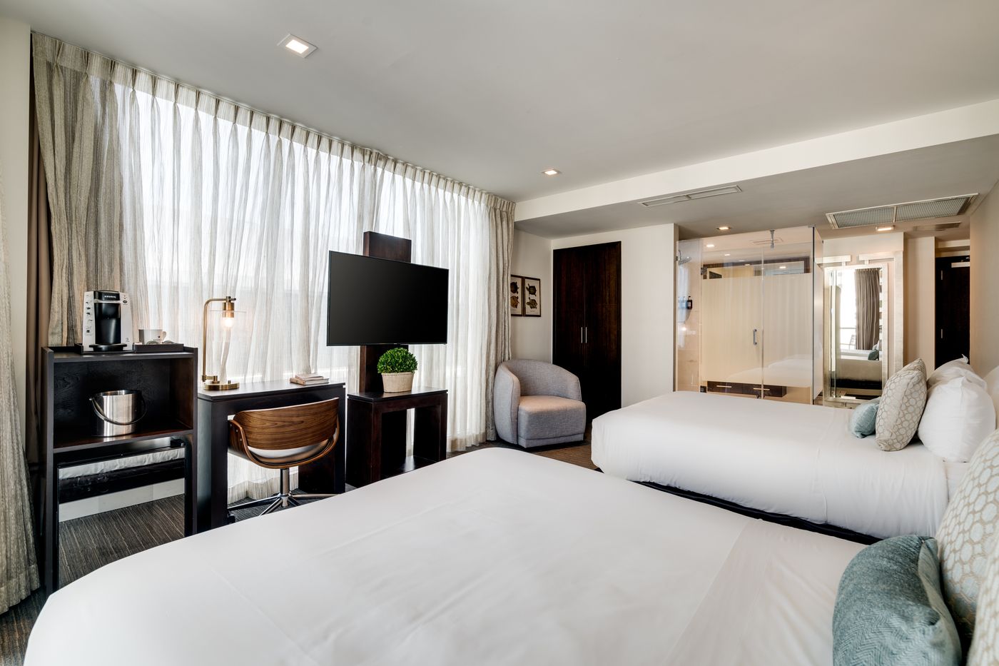 Iberostar Waves Berkeley Shore