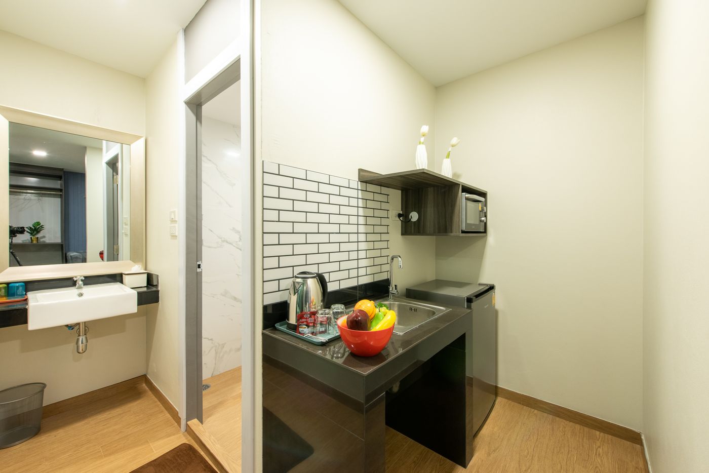 Metro-Hotel-Ratchada-36-by-ZUZU-Room-22