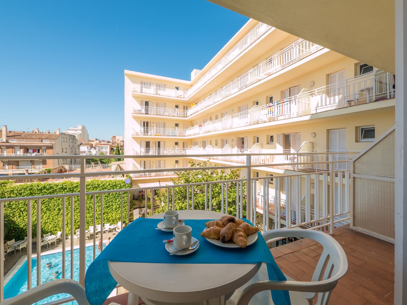 Checkin-Pineda-Room-11