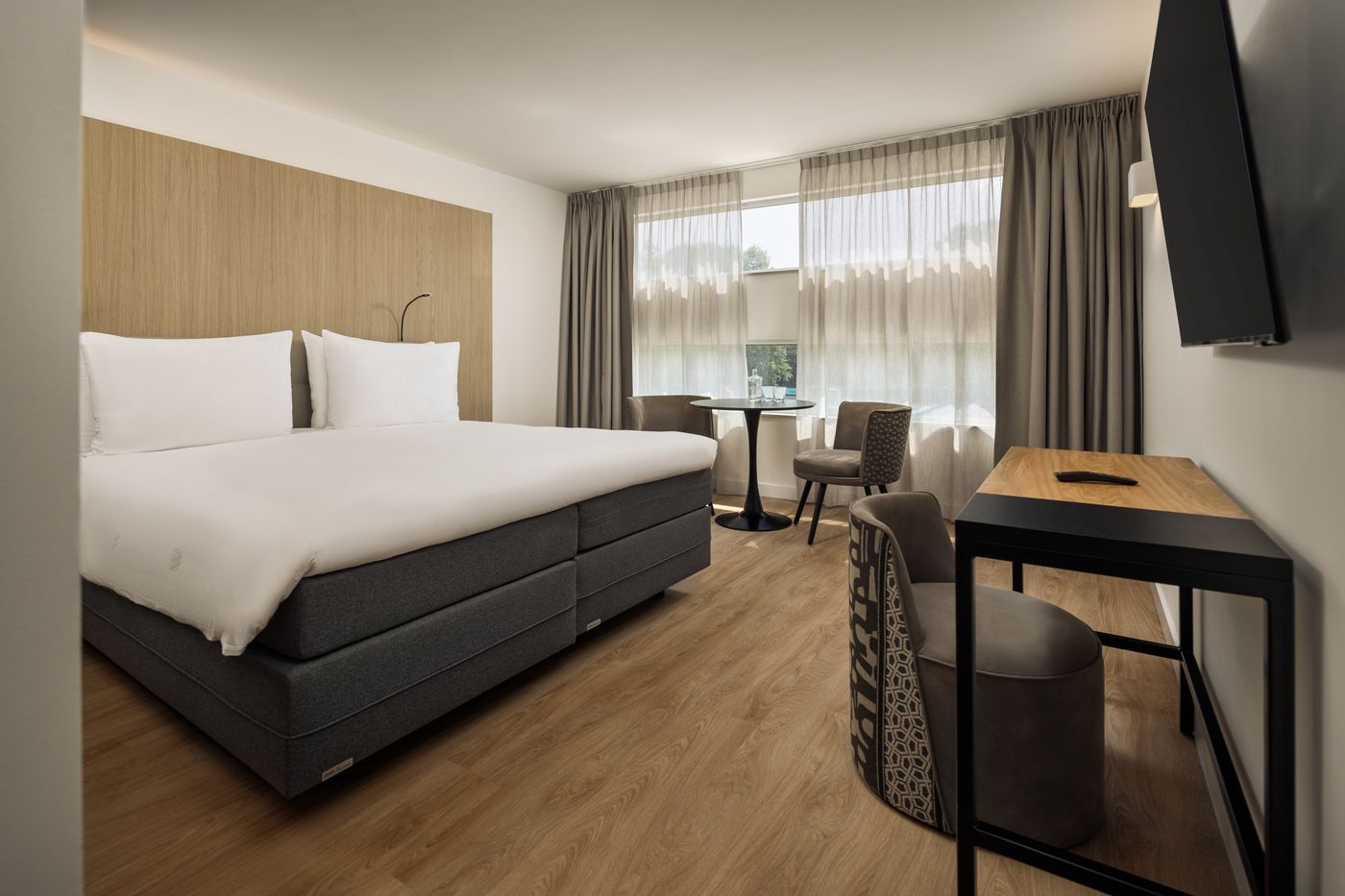 WestCord-Art-Hotel-Amsterdam-4-Stars-Room-14