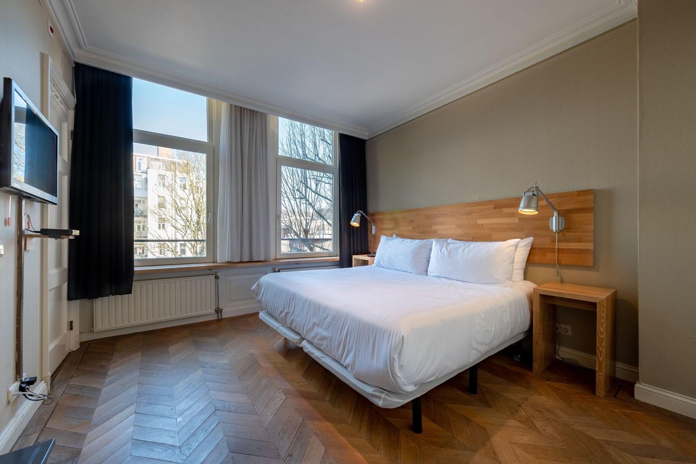 Catalonia-Vondel-Amsterdam-Room-32