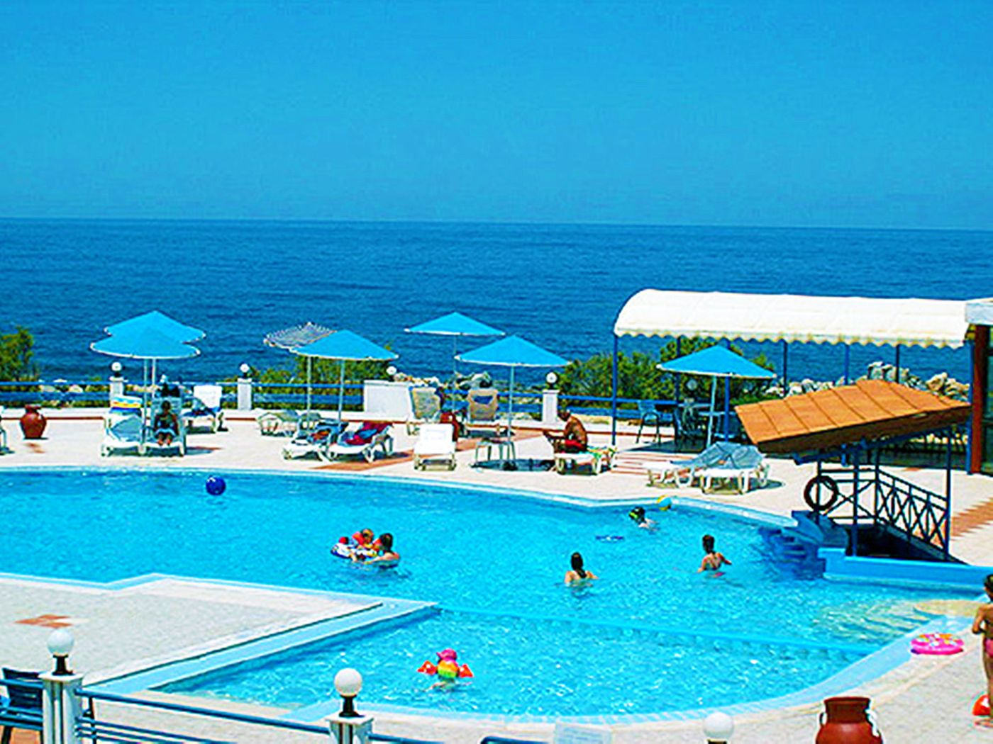 Zorbas-Hotel-Beach-Village-Pool-8