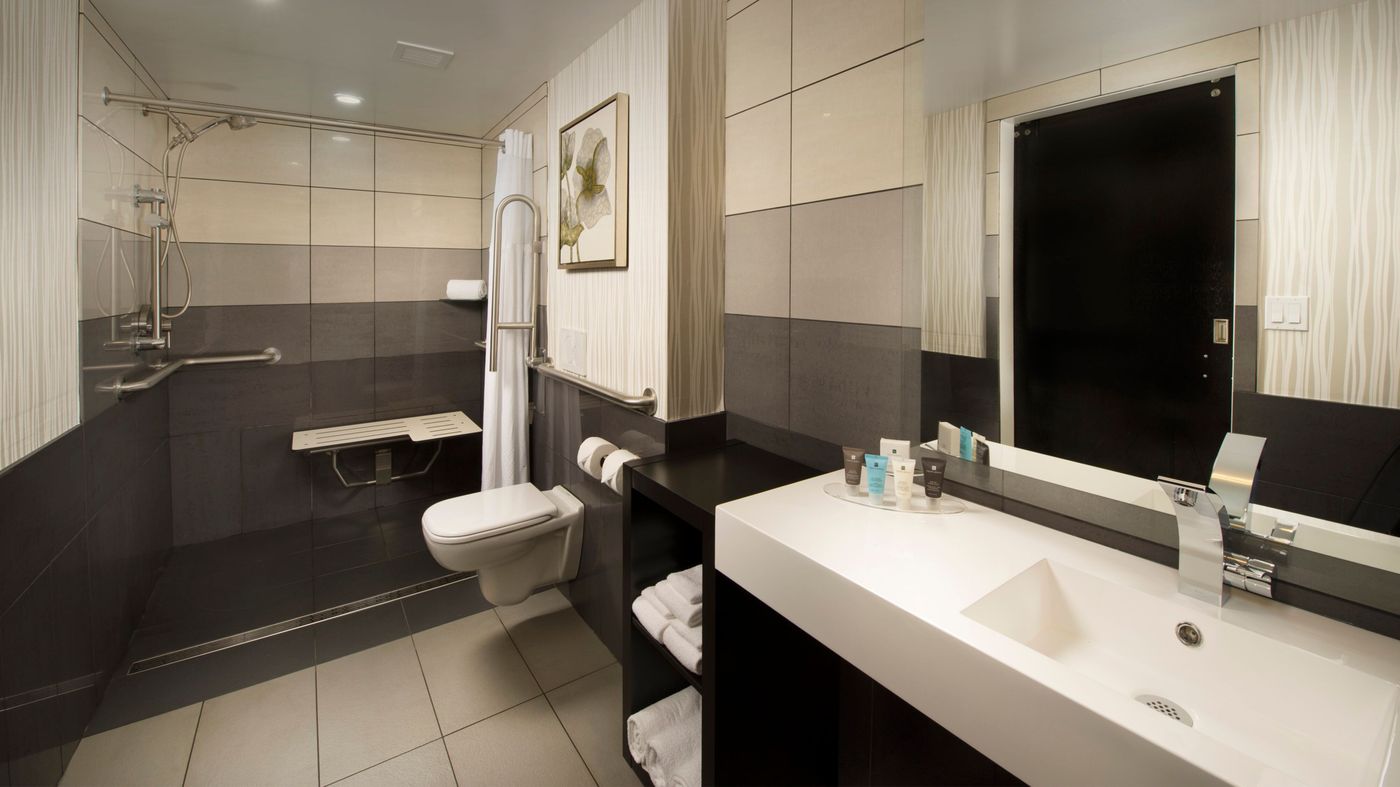 Skybridge Seattle Airport Hotel-United States-SEATTLE-Room-10