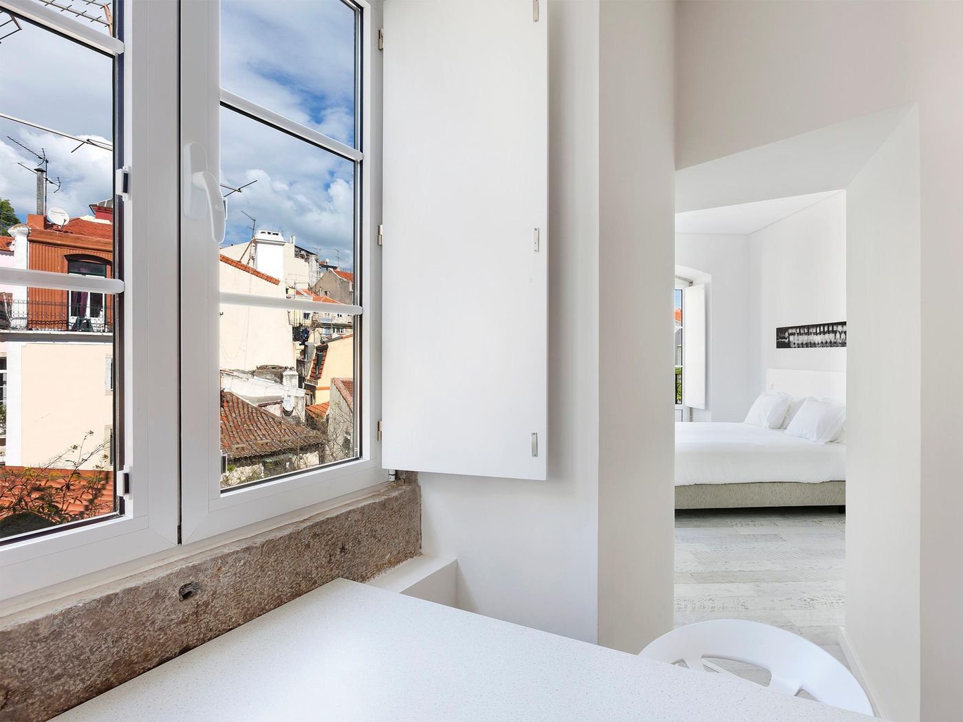 Hello-Lisbon-Castelo-Apartments-Room-2