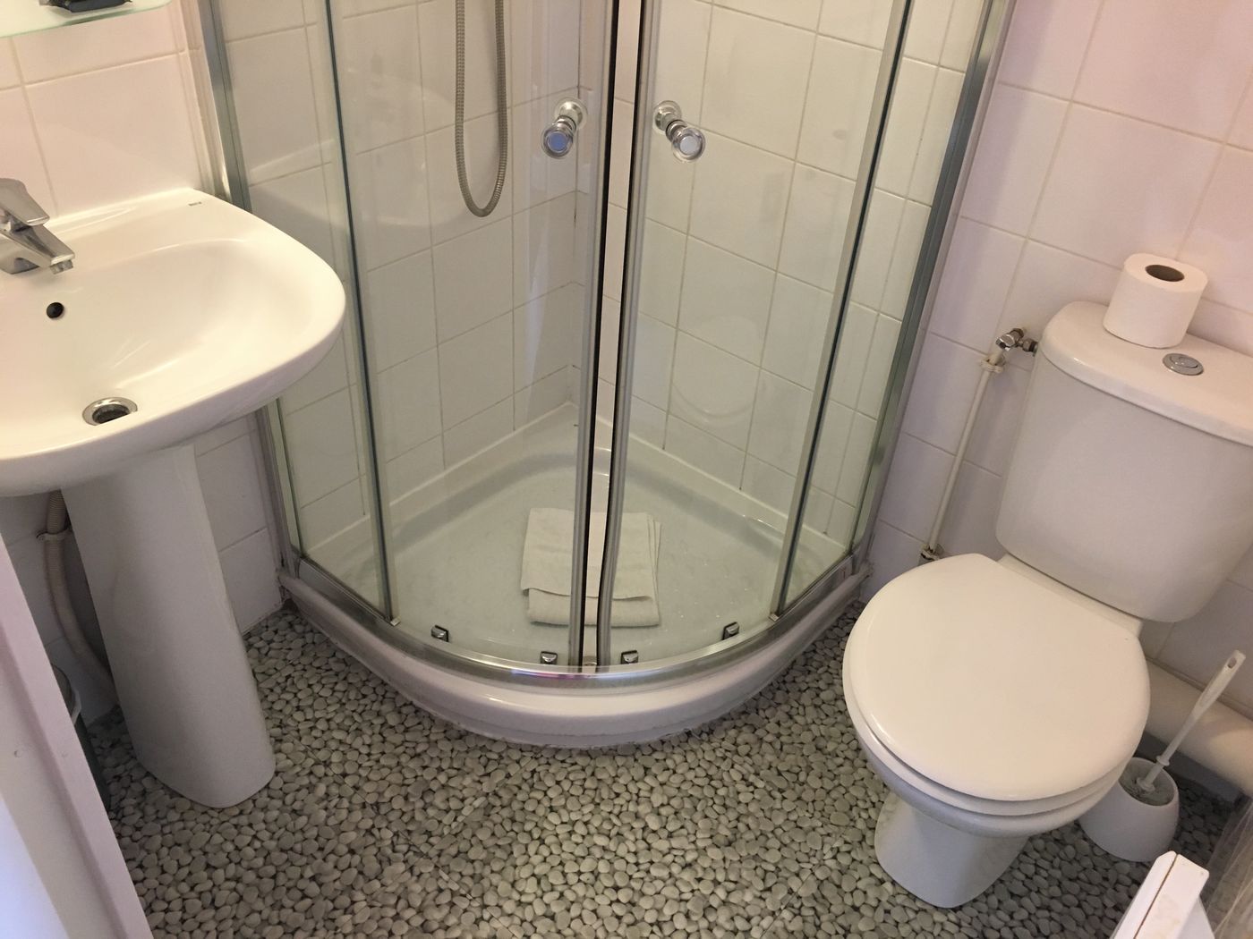 Comfort-Hotel-Paris-La-Fayette-Room-19