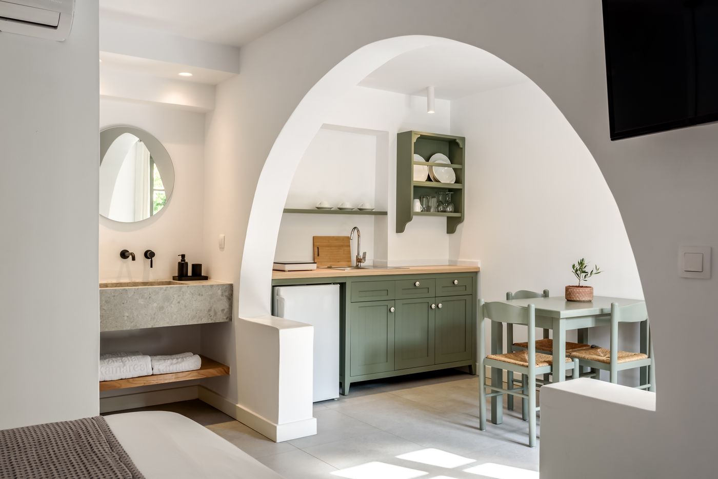 Nissia-Apartments-Room-36