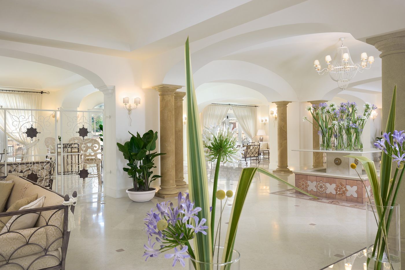 Almar-Giardino-di-Costanza-Resort---Spa-Lobby-32