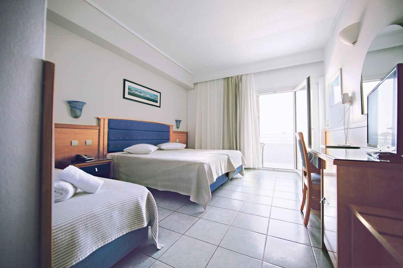 Atlantis-Hotel-Room-36