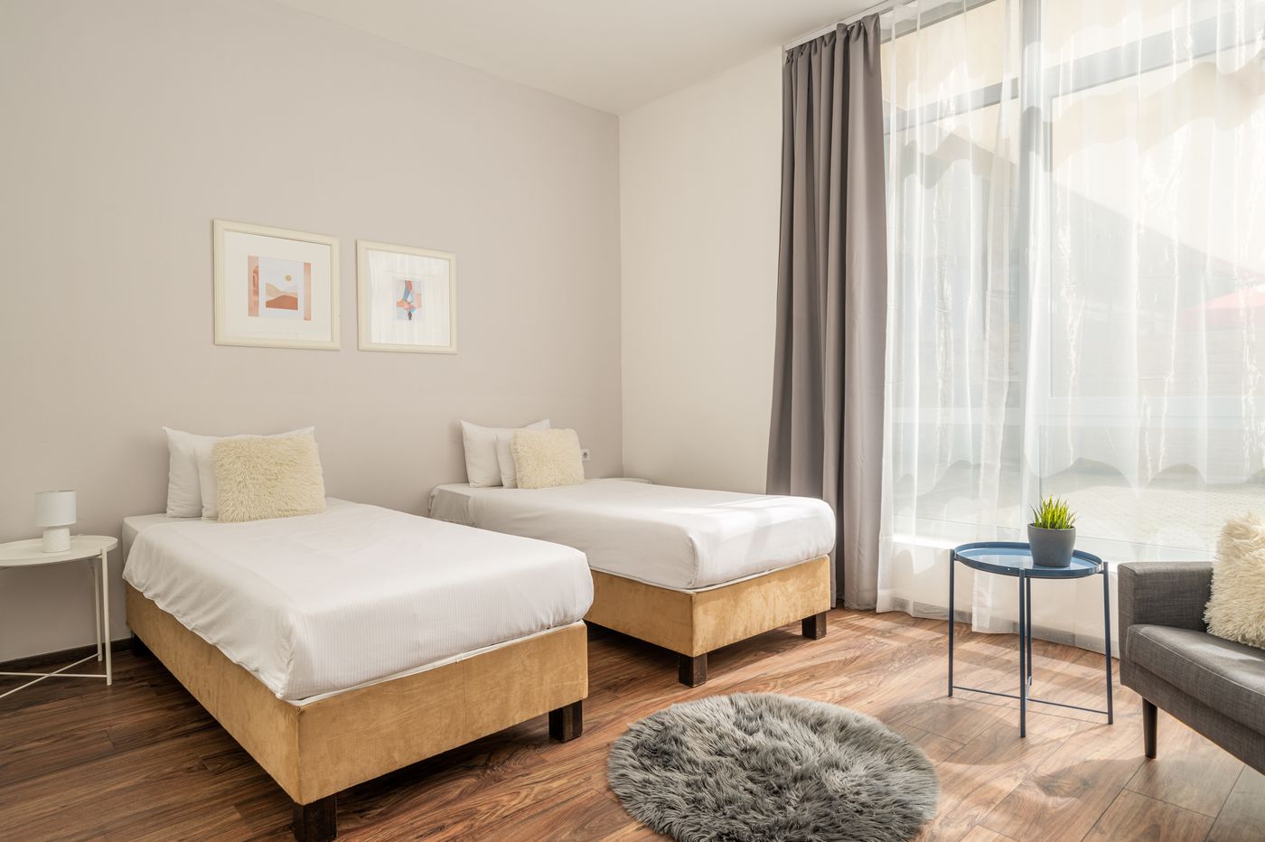 Vagabond-Downtown-Room-43