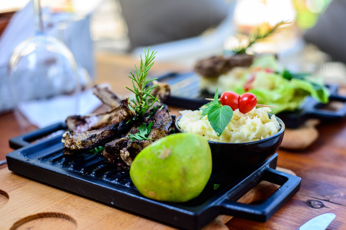 Hotel-Suite-Les-Charmilles-Restaurant-9