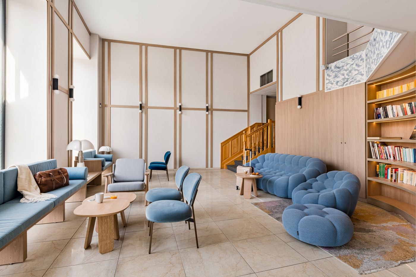 Hotel Terminus-France-Grenoble-Lobby-8