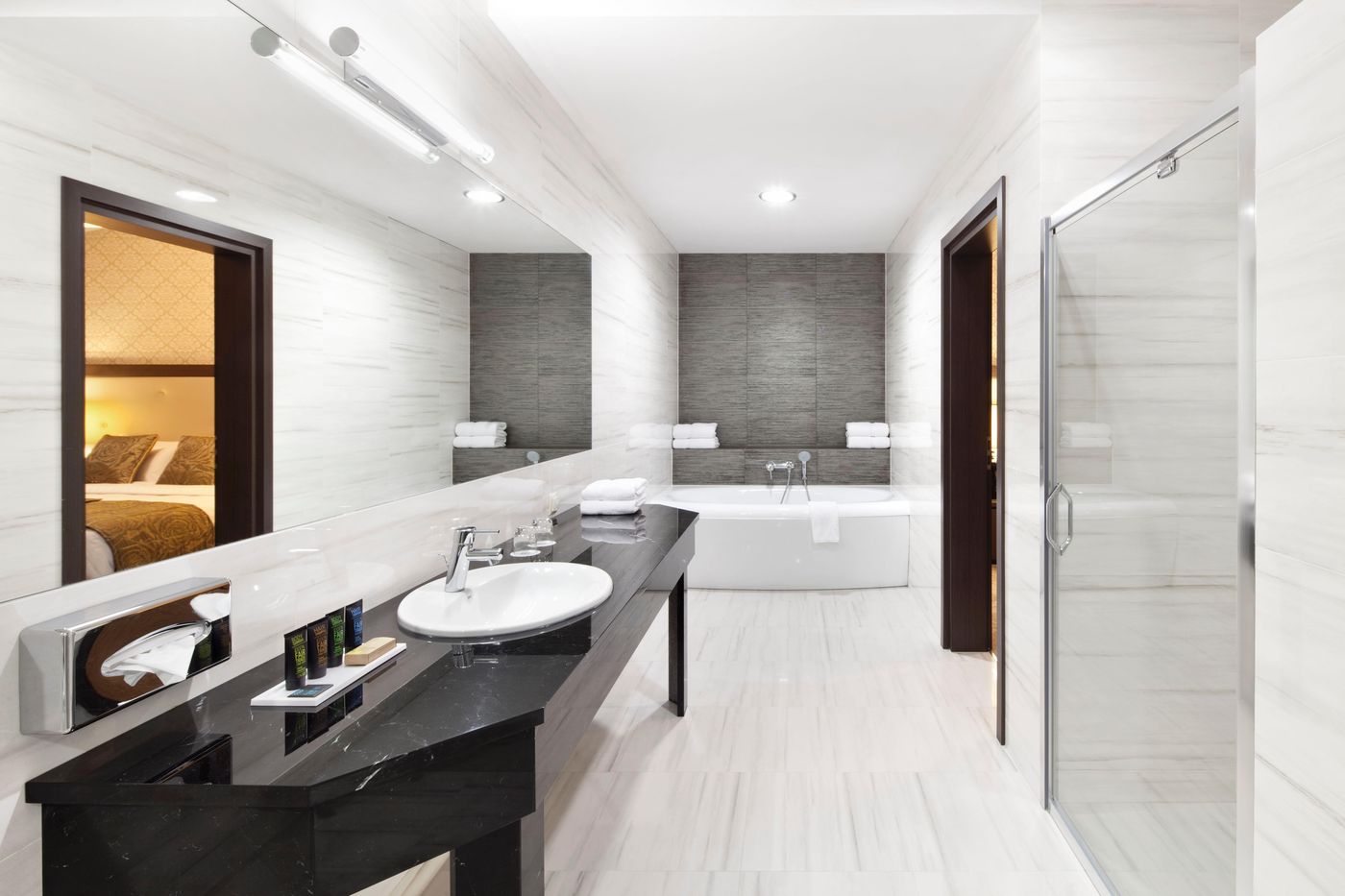 Metropolitan-Boutique-Hotel-Room-18