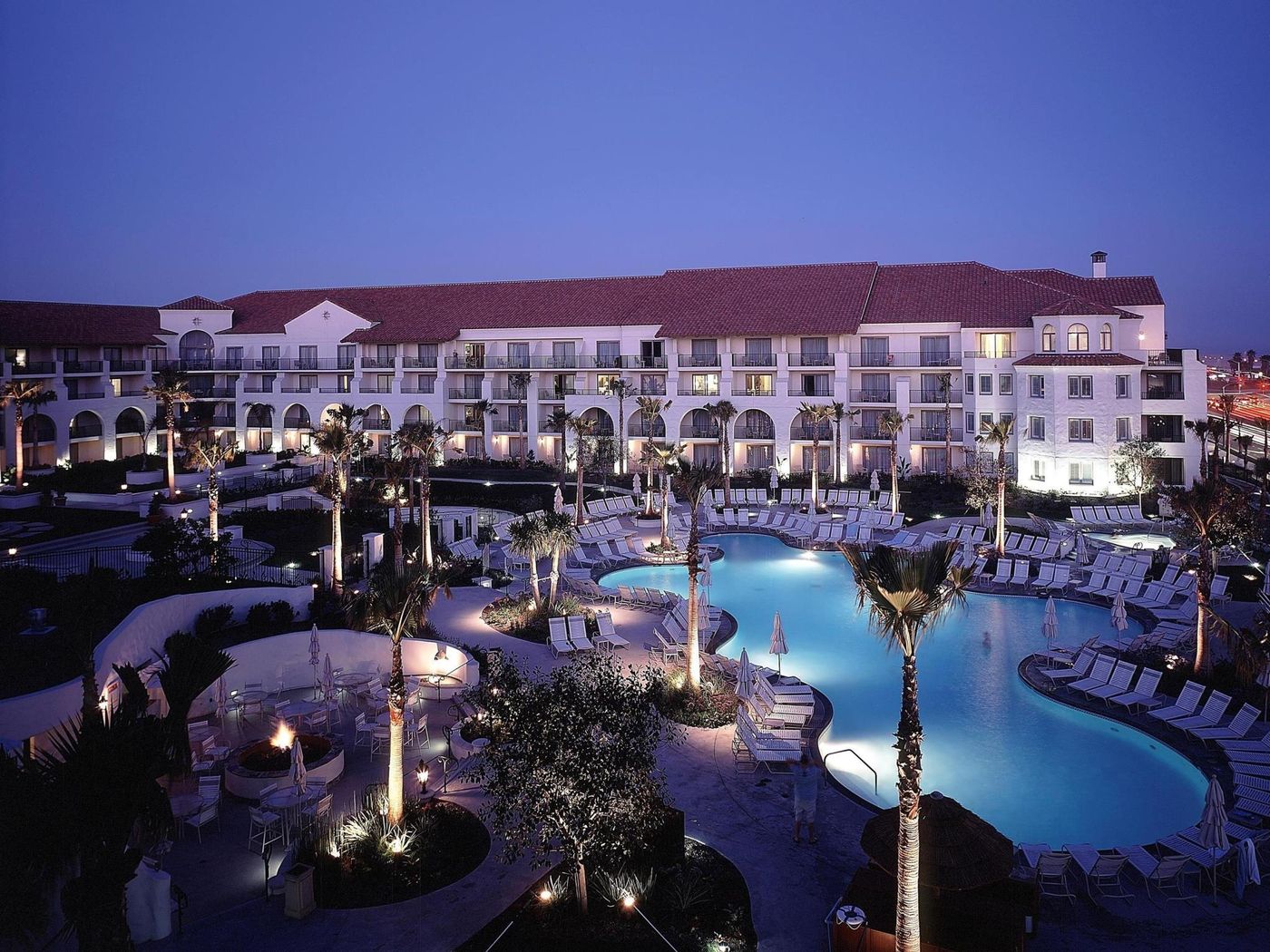 Hyatt-Regency-Huntington-Beach-General-view-79